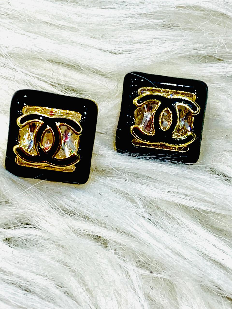 Chanel Studs 32-662