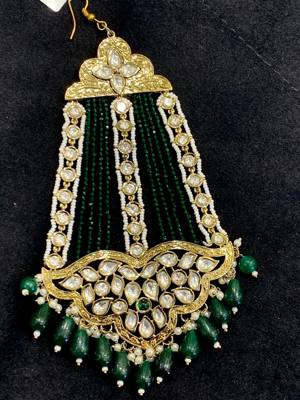 side green maang tikka